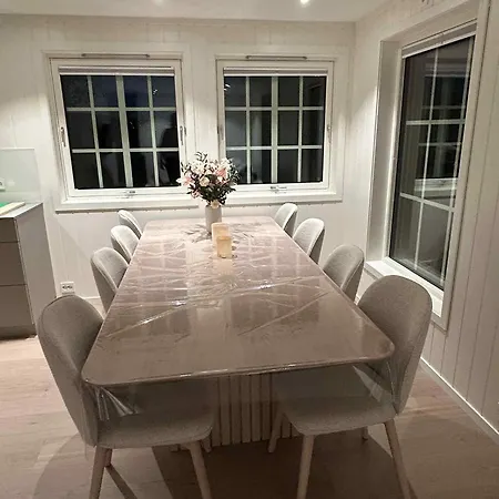 Med Sjoen Kristiansand